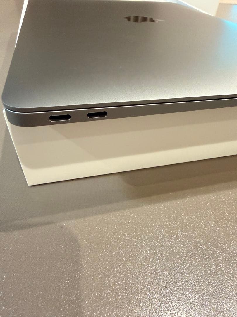MacBookAir M1 8GB 256GB＋magic Mouse ＋おまけ