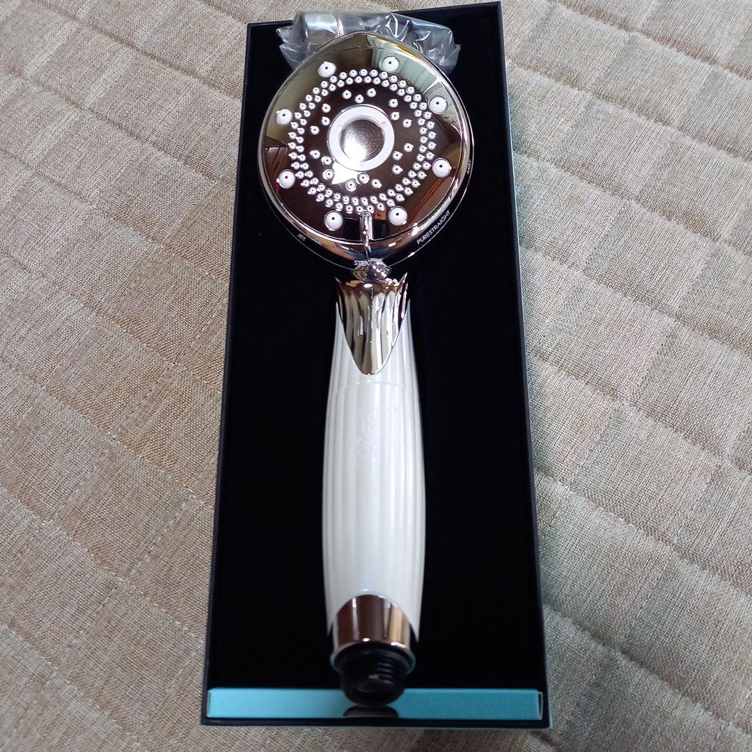 エレガント ホワイト シャワーヘッド REfa