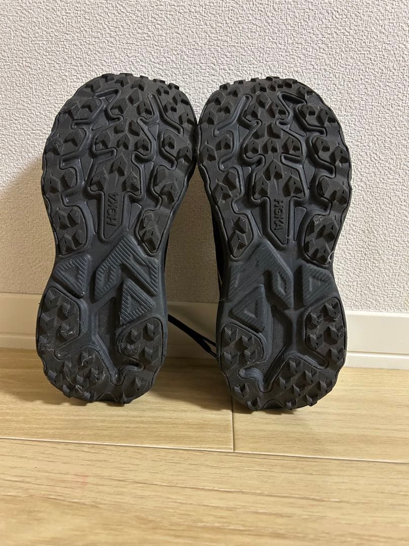 靴 HOKA CHALLENGER 8