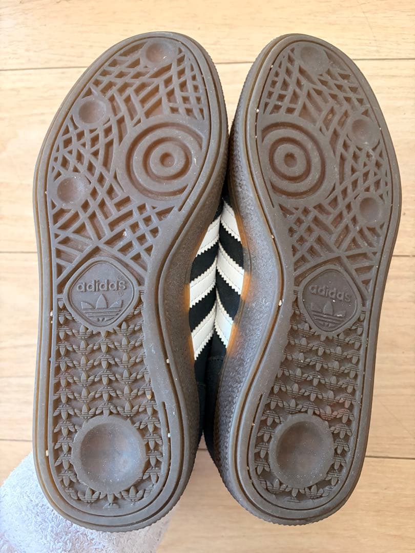 adidas ハンドボールスペツィアル　22.5cm