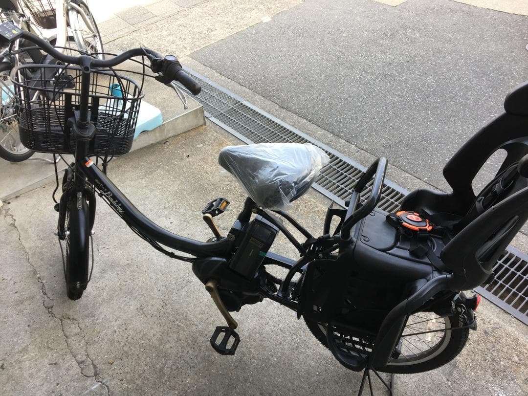 地域限定送料無料　パスバビー　子供乗せ　12,8AH　黒　神戸市　電動自転車