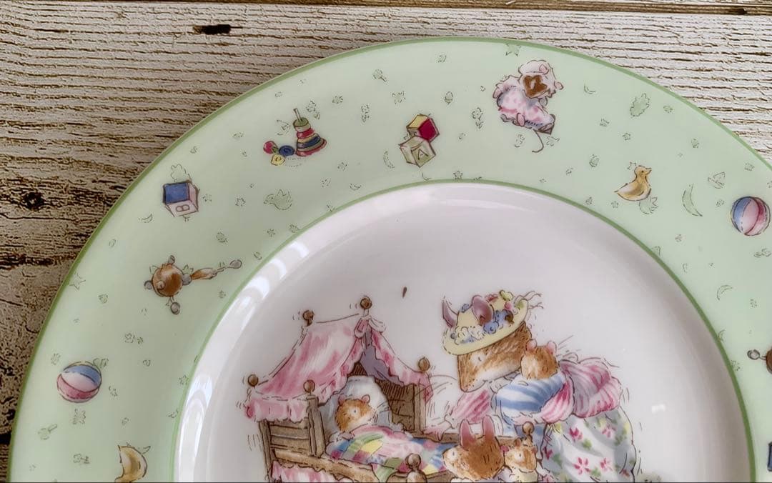 ブランブリーヘッジ 子供用食器 3点セット のばらの村のものがたり