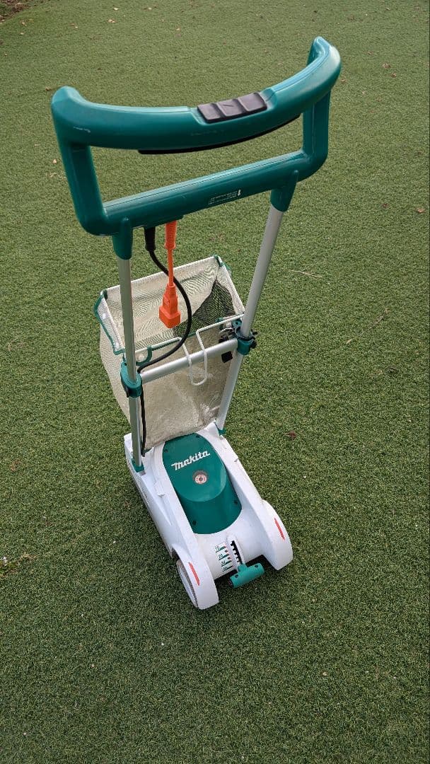 値下げ　Makita 芝刈り機 MLM2300 230mm