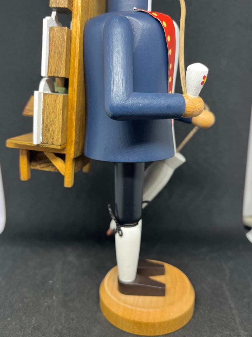 タ*ー様 ドイツ　ザイフェン　クラウスメルテン　煙出し　森の時計売り