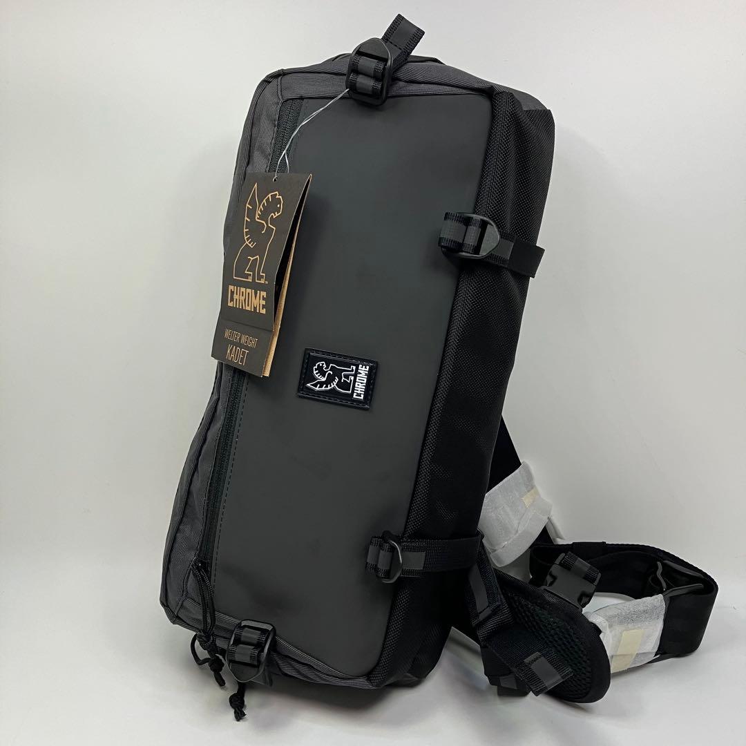 未使用タグ付き　CHROME　KADET カデット スリングバッグ ボディバッグ