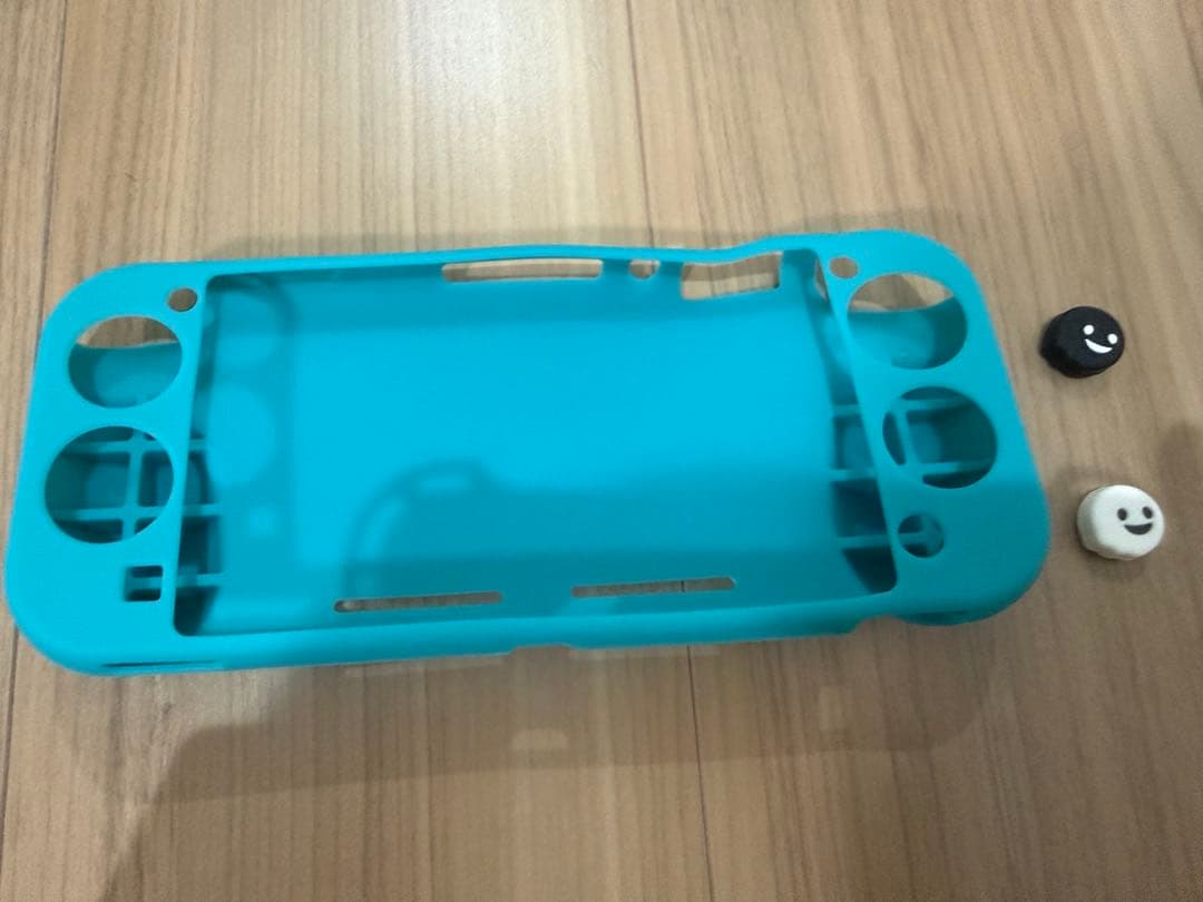 (最終値下げ)NintendoSwitch Light ブルー ケース付き