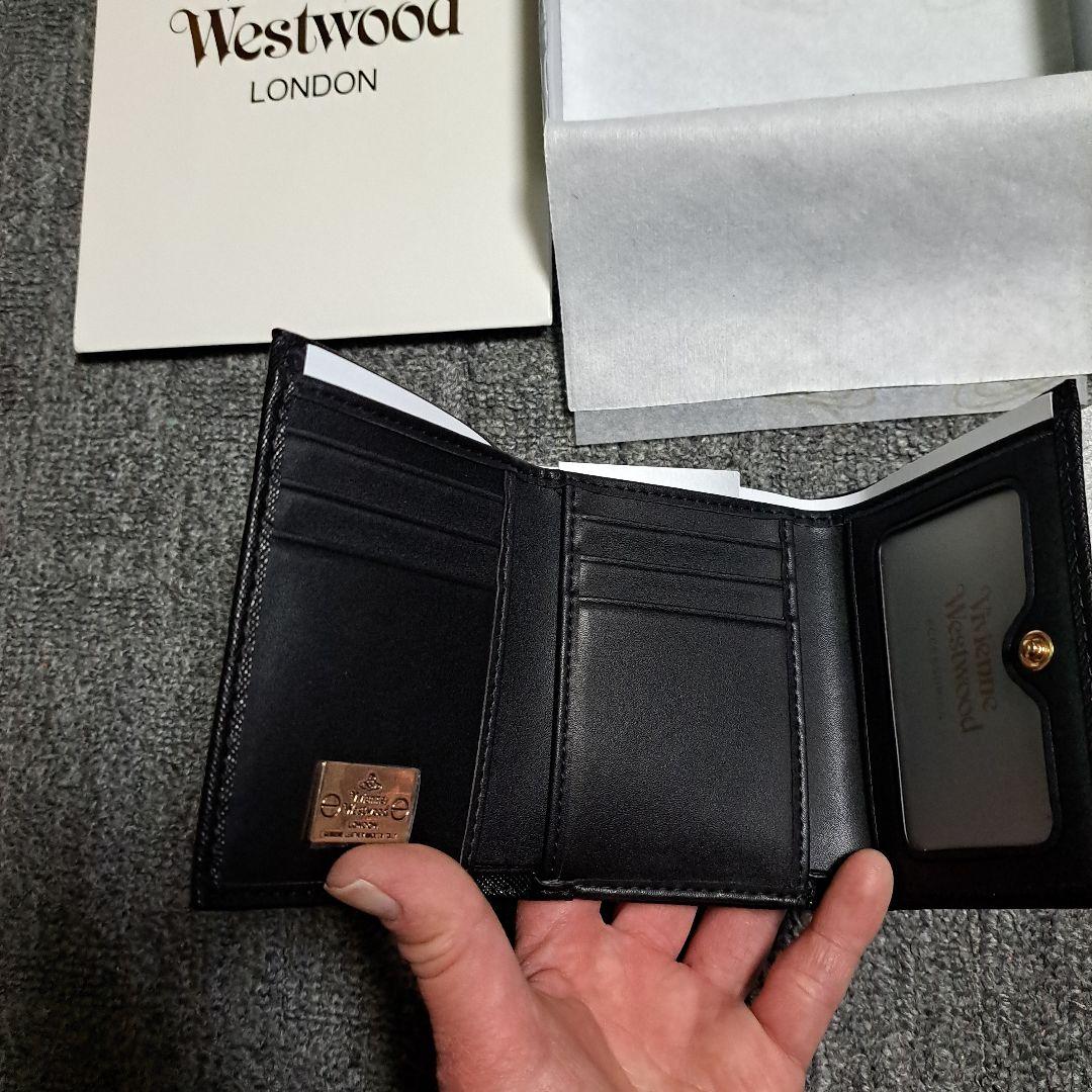 ぐ*♡様 Vivienne Westwood ブラック二つ折り財布