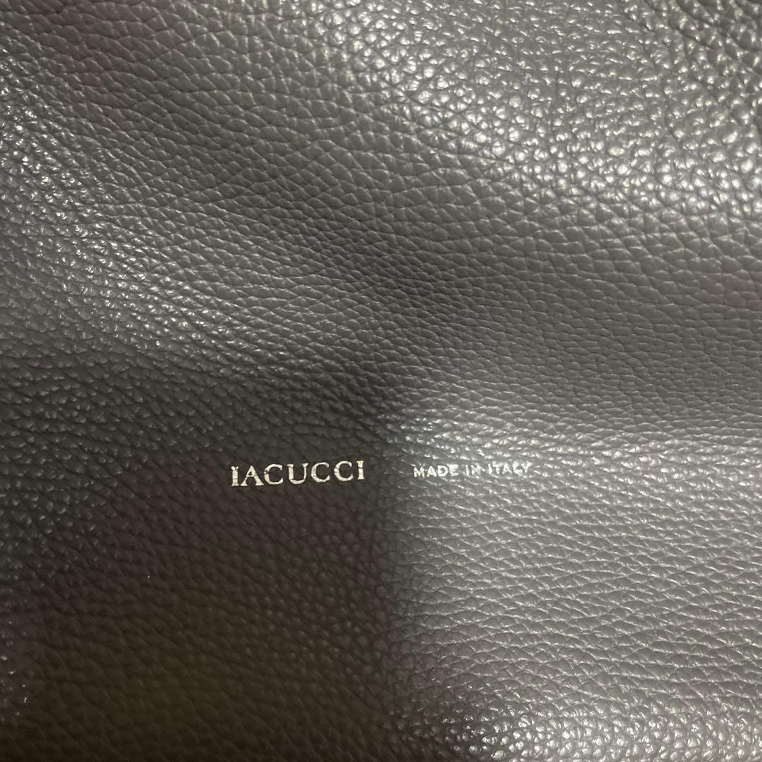 IACUCCI グレー レザートートバッグ