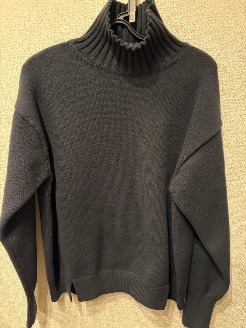 regleam ハイネックボタンニット ネイビー