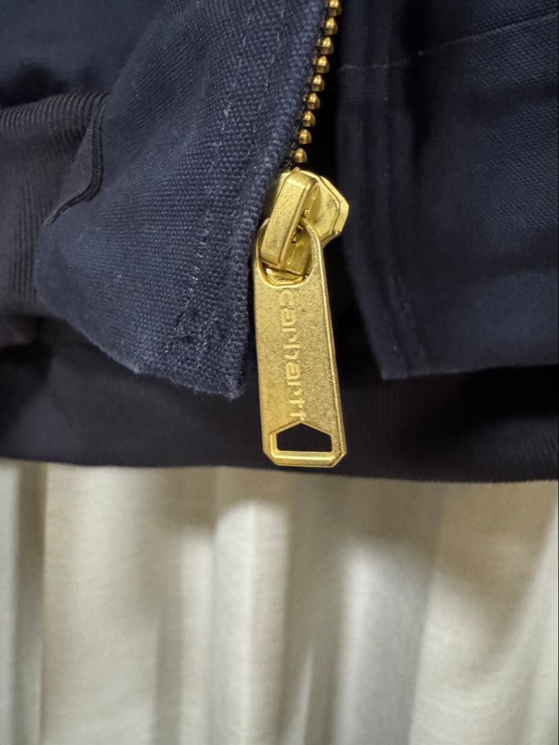 Carhartt アクティブジャケット　USA製J131 DNYダークネイビー