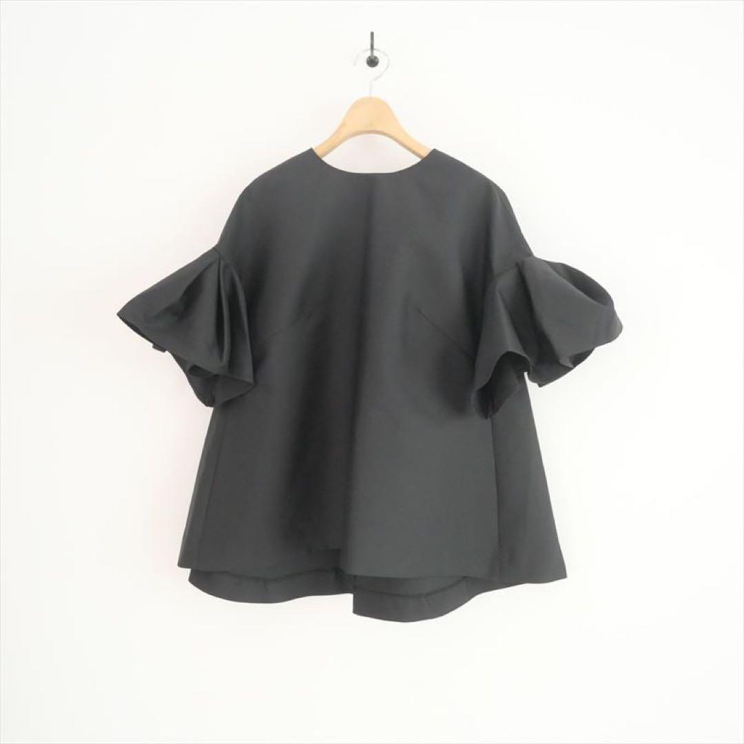heve ヘイヴ フィンスリーブ ブラウス フレアスリーブ 24ss ブラック