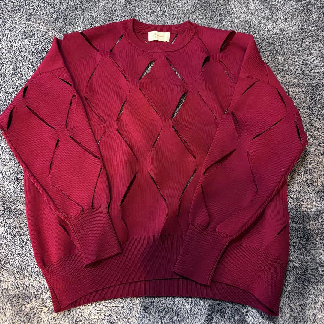 レッド　ヘレンチア　デザインカットニット　HERENCIA ニットトップス