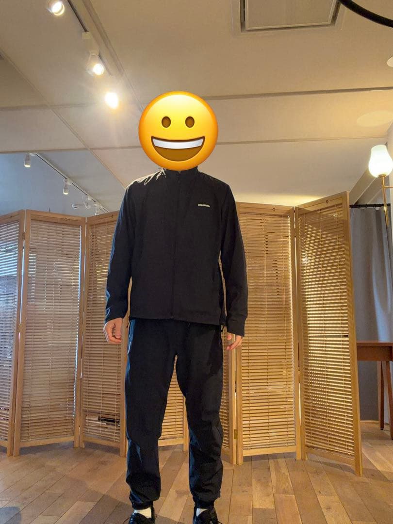 SALOMON SHAKEOUT セットアップ上下