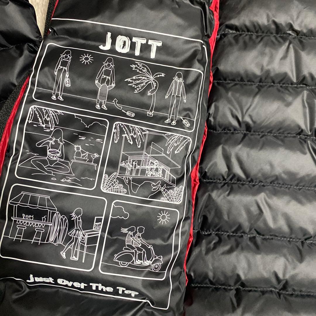JOTT JustOverTheTop! ダウン　フード付き　ダウンジャケット