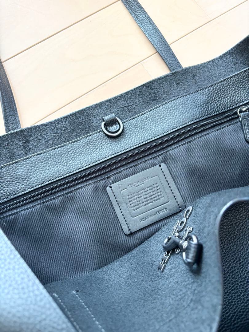 COACH コーチ トートバッグ 肩がけ可 ブラック　黒 A4収納可 男女兼用