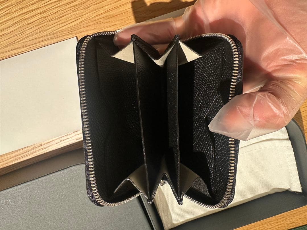valextra ウォレット　黒　財布　ケース