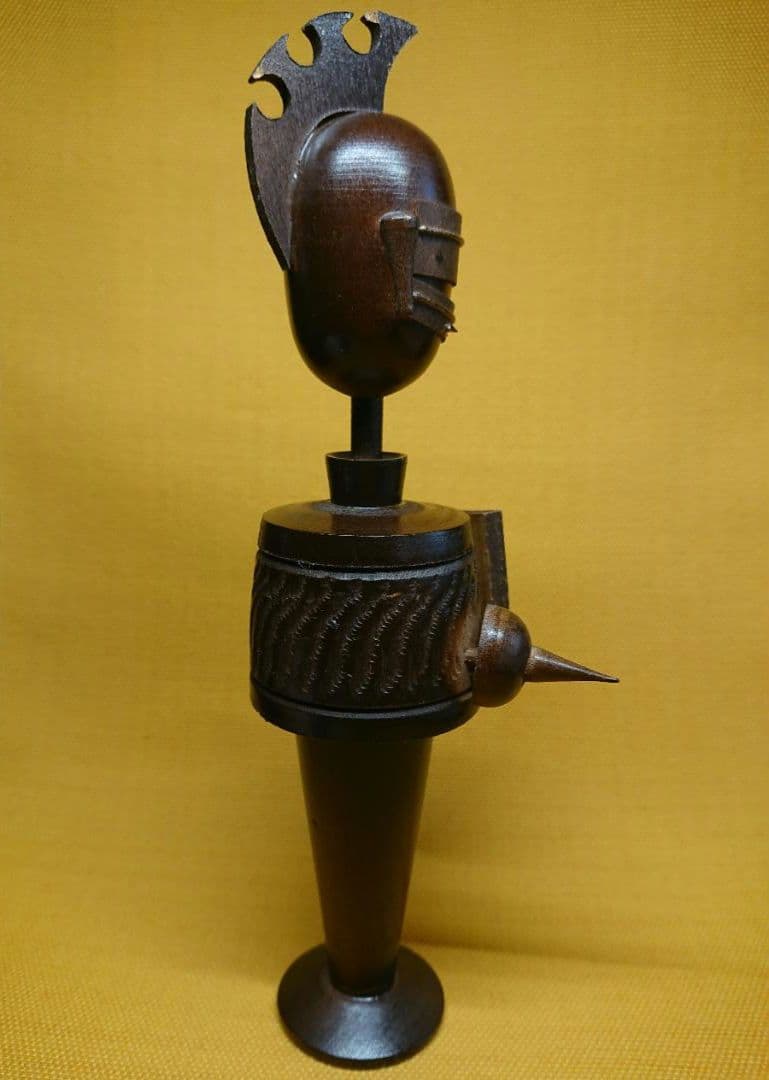人形　戦士　木製　北欧　オブジェ　置物　インテリア　工芸品　美術品　A1211