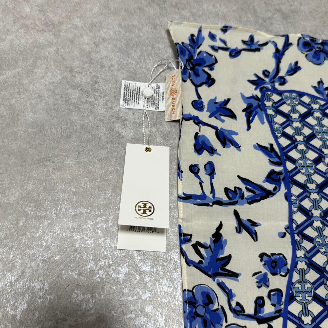 新品 未使用 Tory Burch トリーバーチ スカーフ フラワー 花柄 青