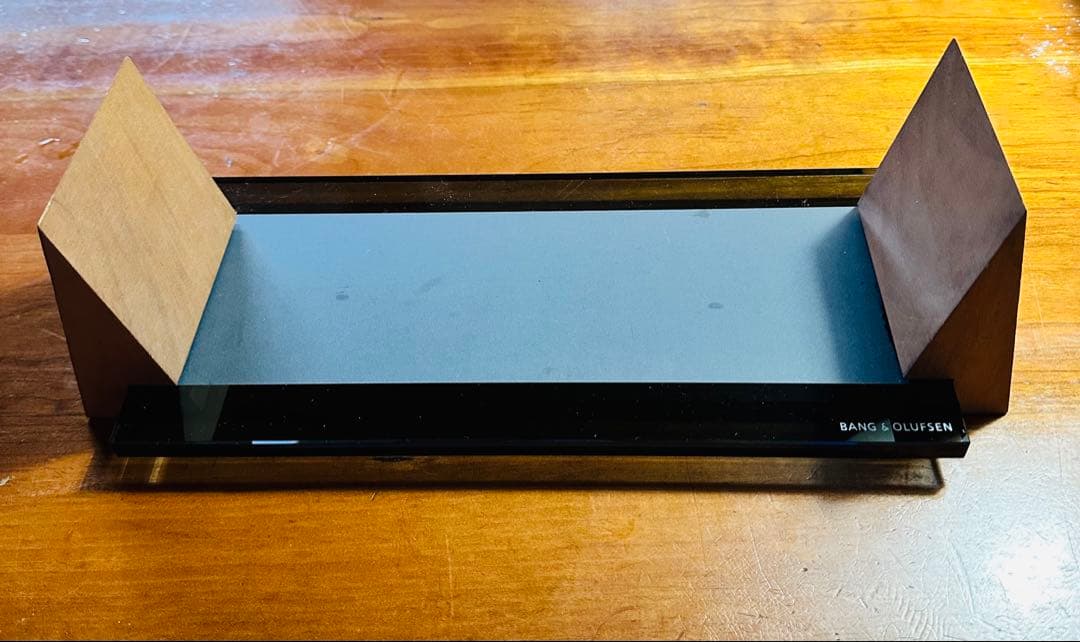B&O バングアンドオルフセン　CDラック