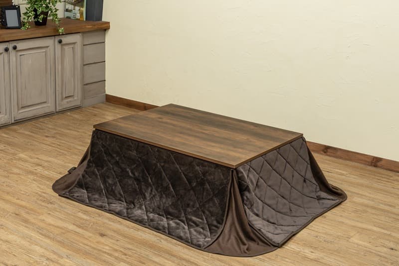 【新品・送料無料】ヴィンテージ柄コタツ　105×75　掛け布団セット