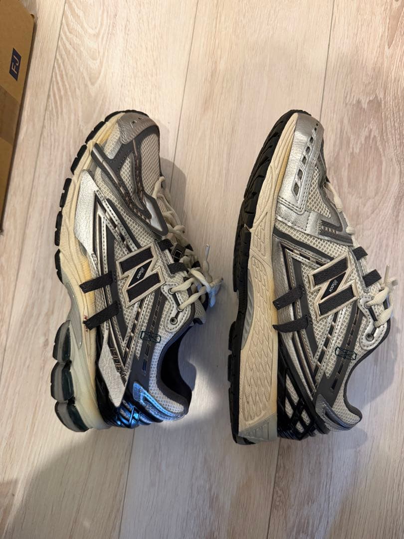 靴 New Balance M1906AD SILVER 28.0