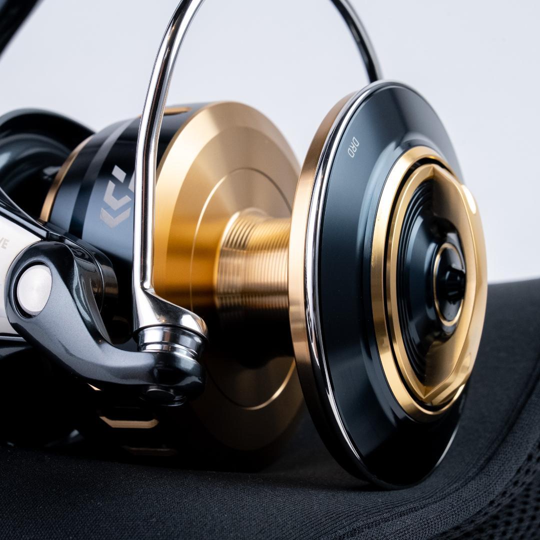 SALTIGA 25000-P スピニングリール DAIWA