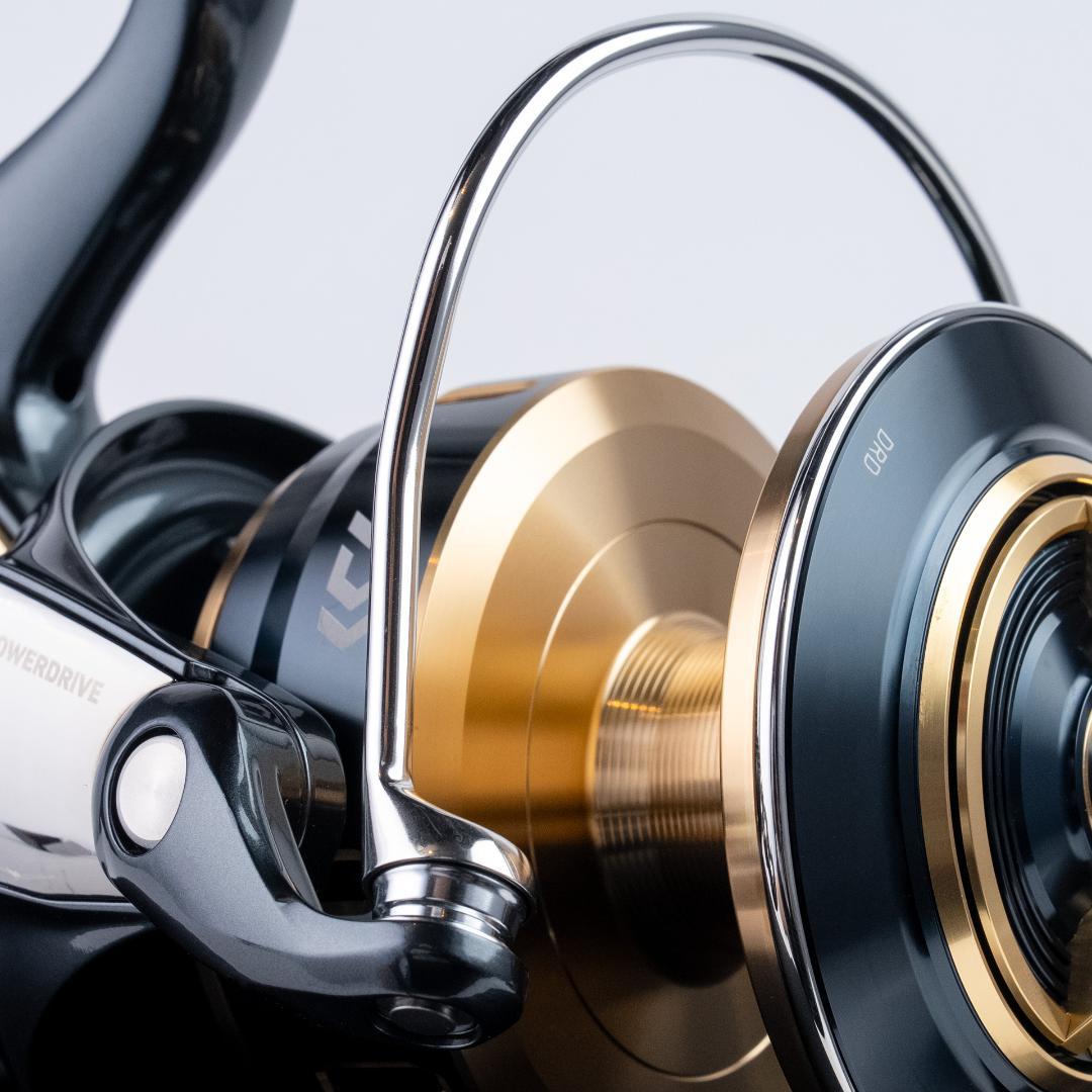 SALTIGA 25000-P スピニングリール DAIWA