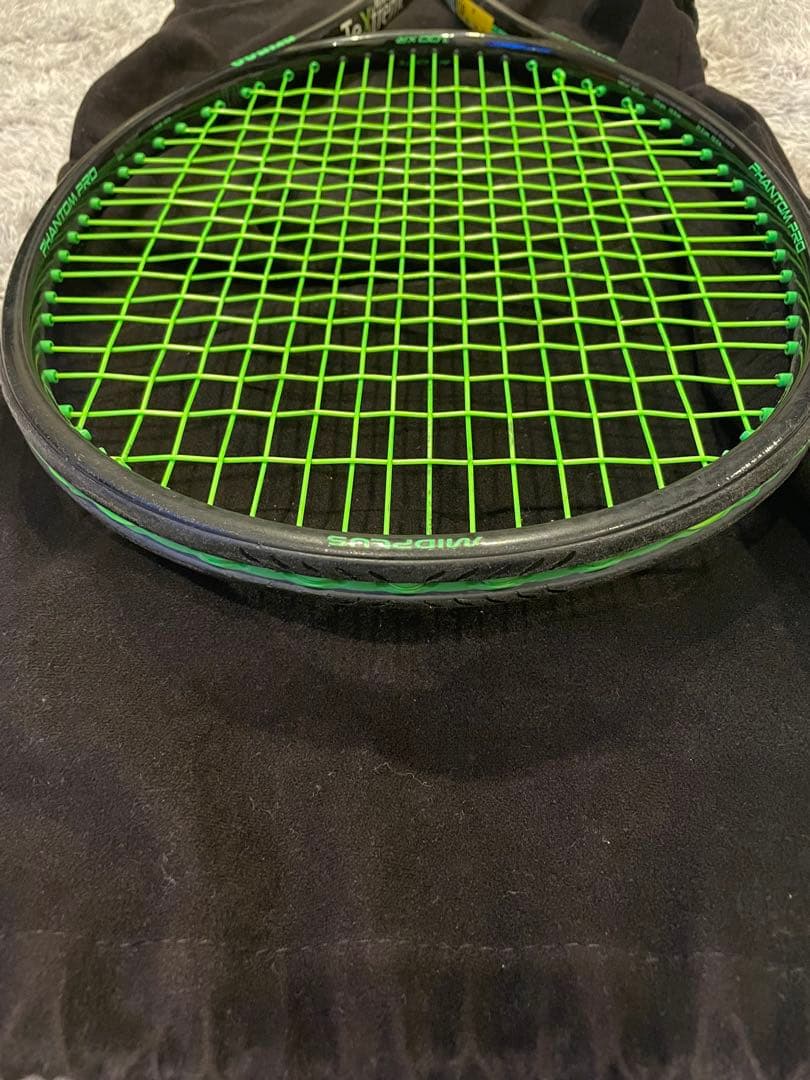 PRINCE PHANTOM PRO 100XR グリップ2