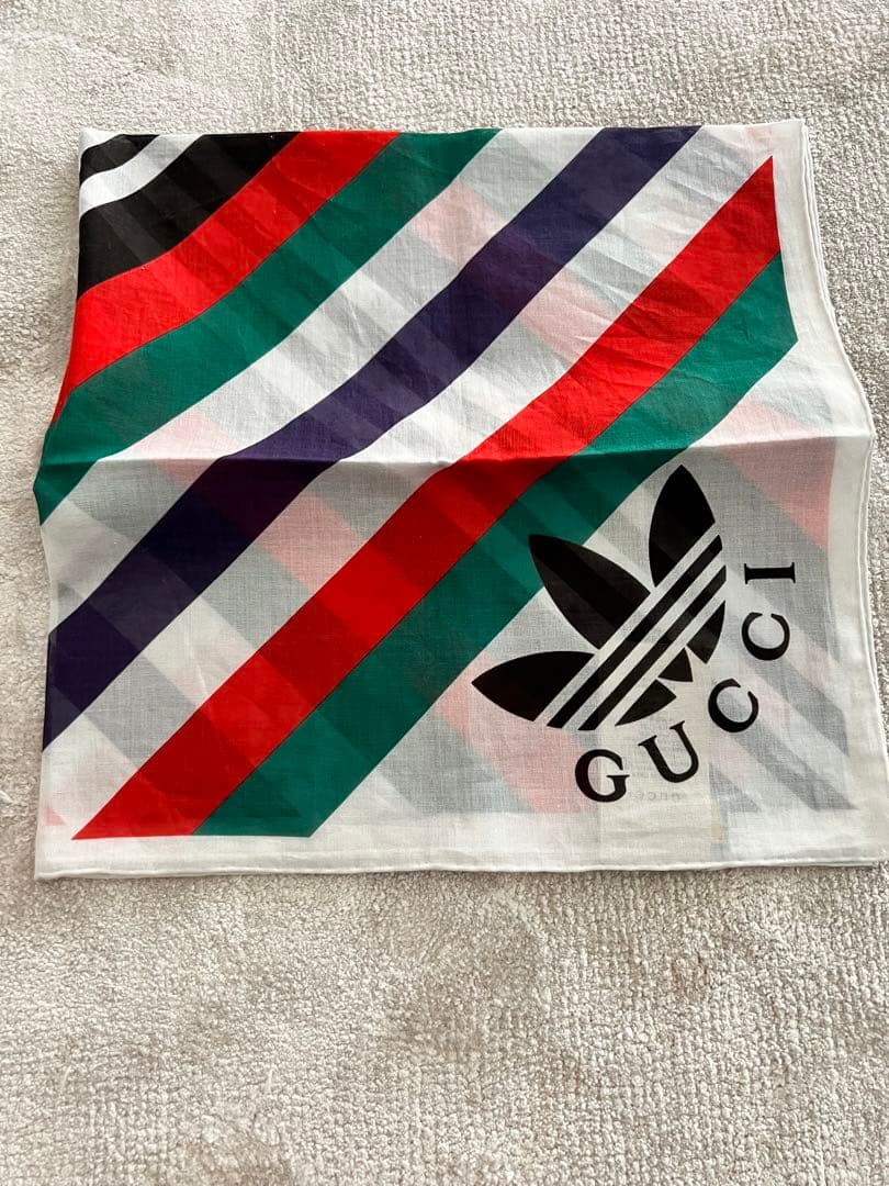 GUCCI✖️adidasバンダナスカーフ
