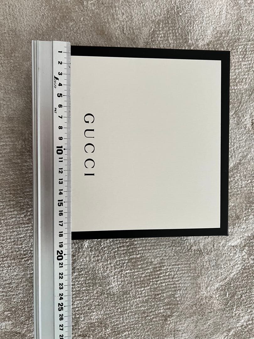 GUCCI✖️adidasバンダナスカーフ