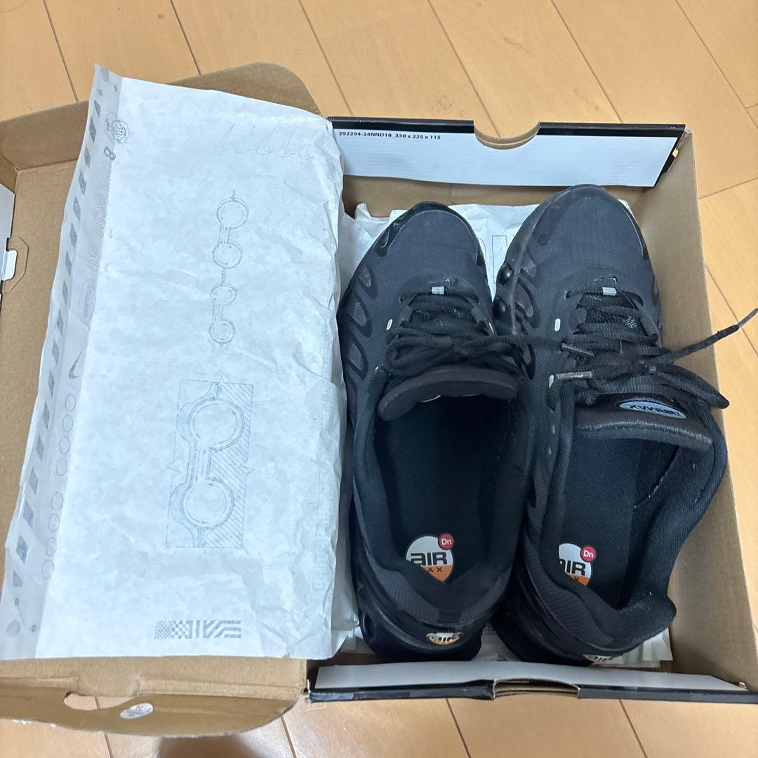 靴 NIKE AIR MAX DN8