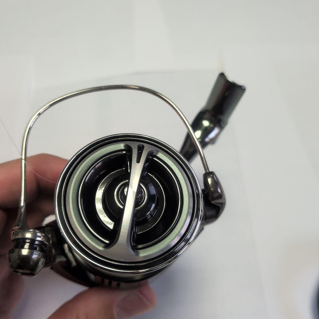 SHIMANO スピニングリール 22 ステラ　2500s