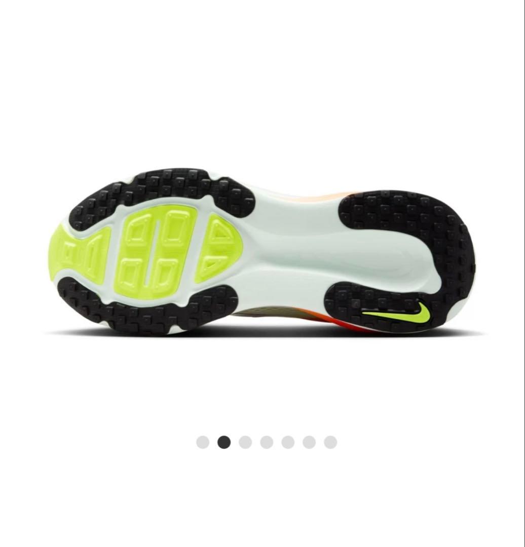 Nike VOMERO 18 ランニングシューズ