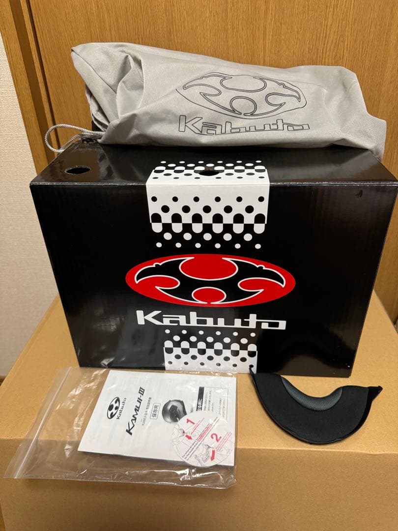 未使用品！カブト KAMUI-III マットブラック ヘルメット