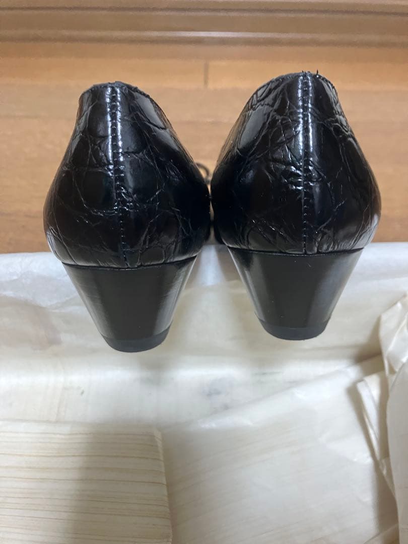 Salvatore Ferragamo Vara パンプス 6 1/2 C