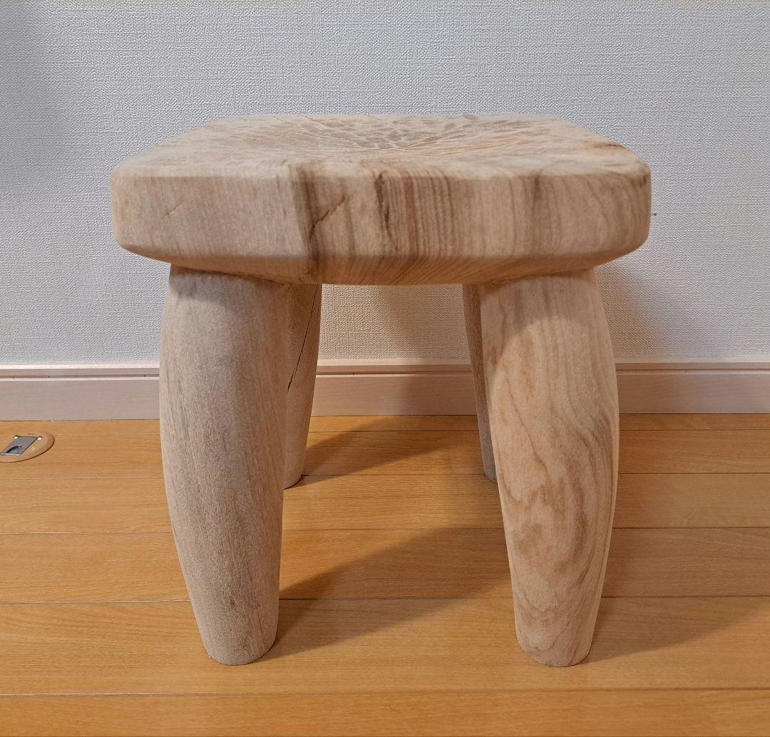 セヌフォスツール風　一本彫り　木製スツール　特注品　テーブル　椅子　家具