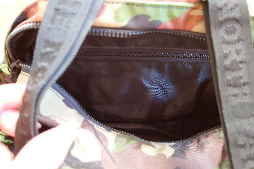 THE NORTH FACE カモフラージュ ボディバッグ