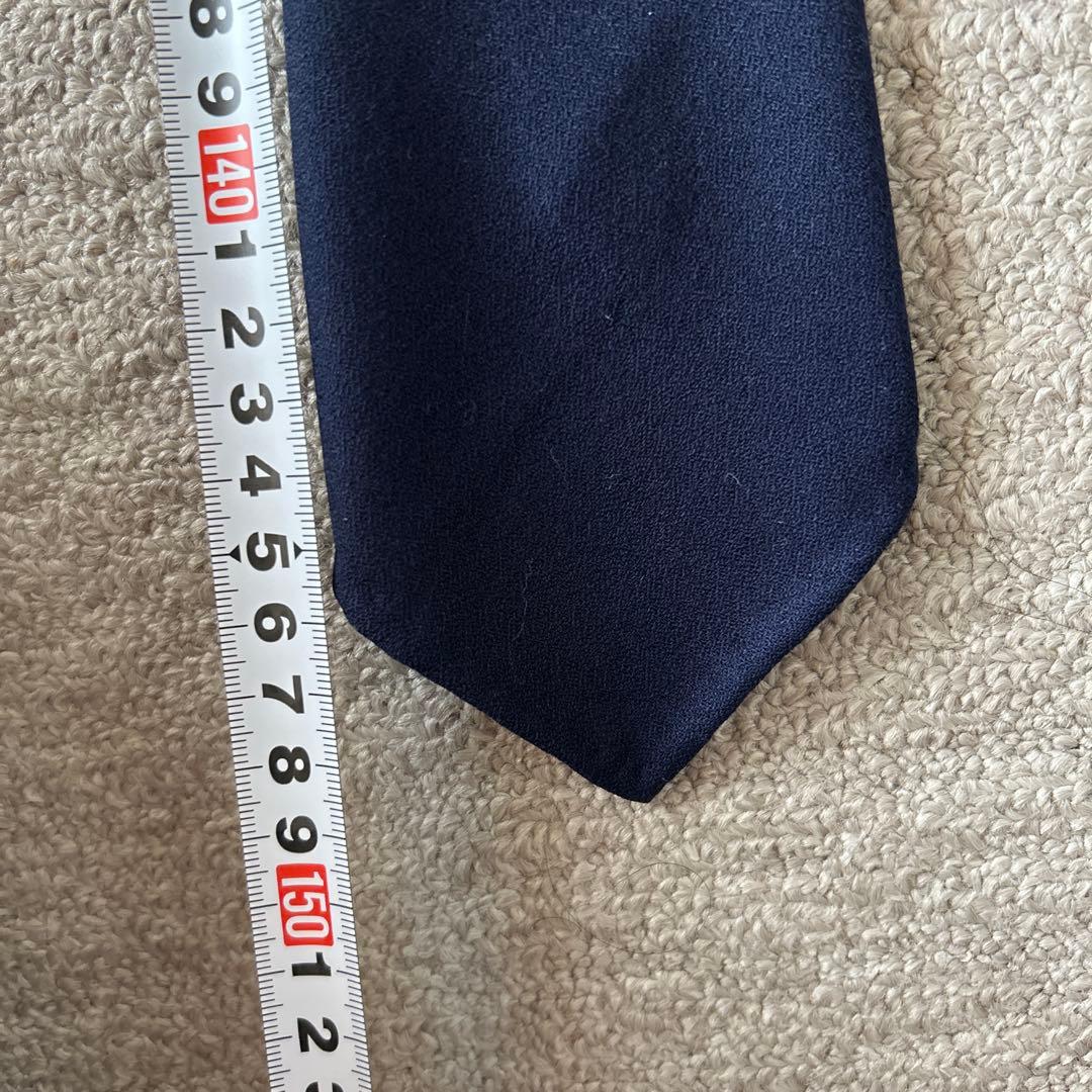 アットヴァンヌッチ ソリッド セッテピエゲ ネイビー ネクタイ