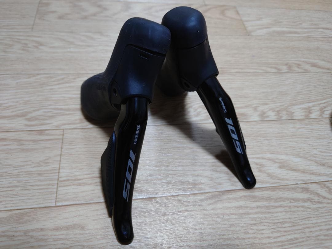 Shimano 105 Di2 デュアルコントロールレバー ST-R7170