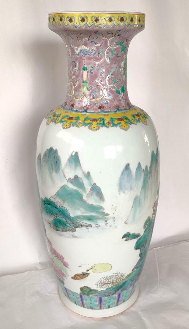 置物 色絵 大清乾隆年製 Ad-240
