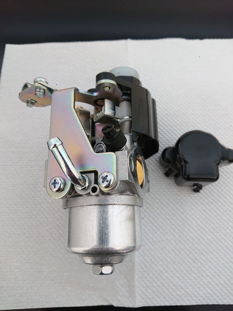 新品 純正 ヤマハ発電機 EF2500i用 キャブレター