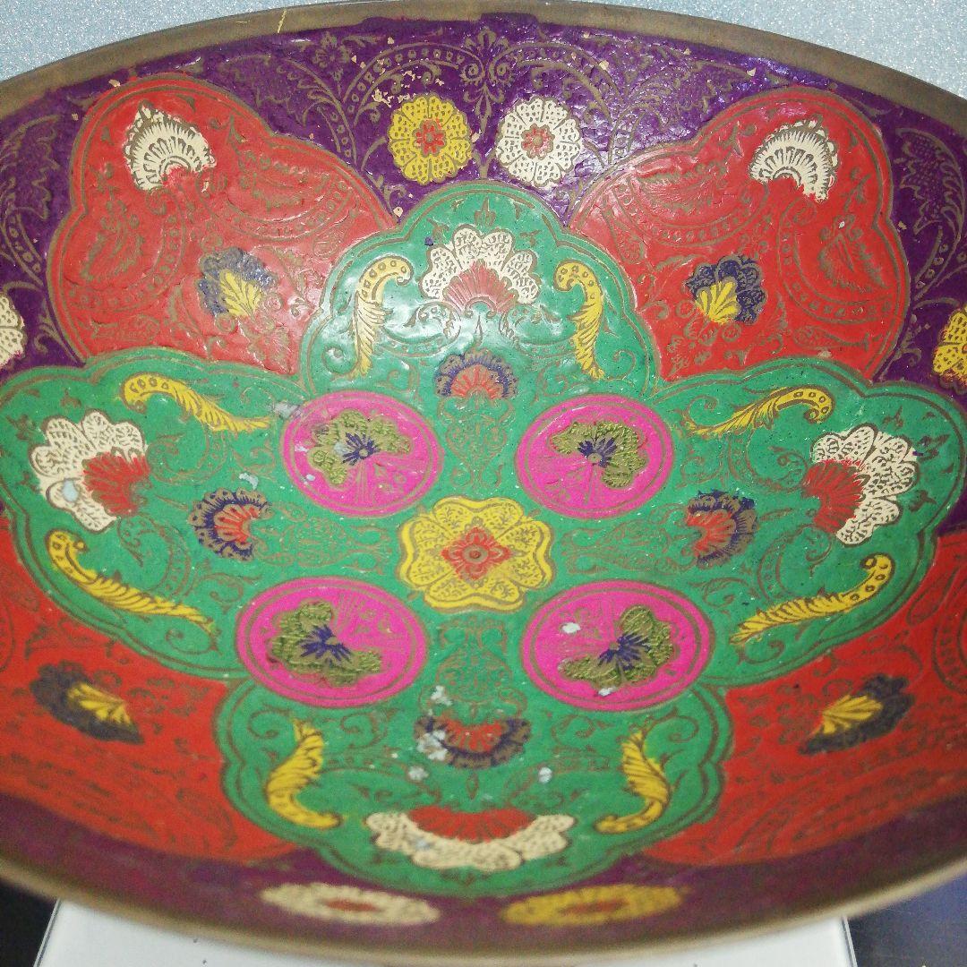 稀少アジアンアンティーク時代彩色孔雀他図柄古銅真鍮製杯台１００年以上前頃当時物