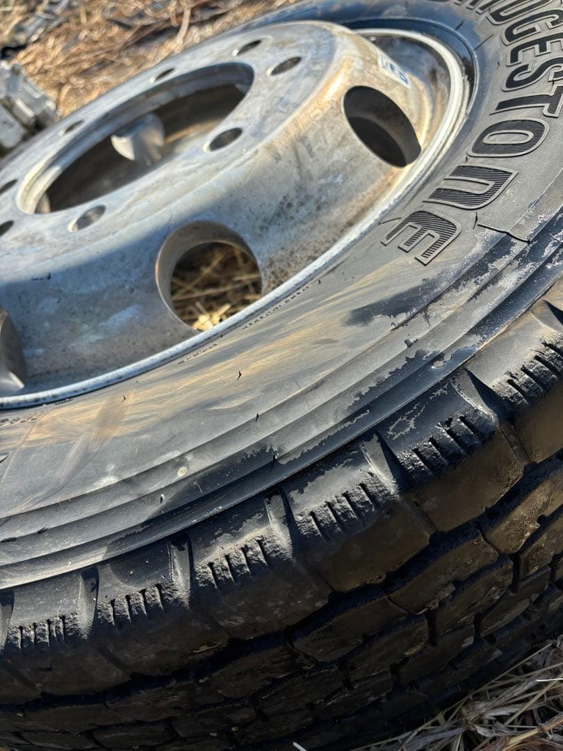 トラック　アルミホイール1本　m888 245/70r19.5