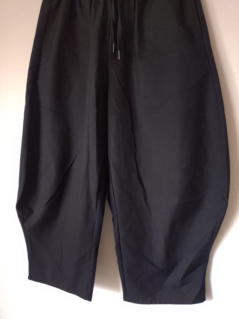 美品 NOT CONVENTIONAL ノットコンベンショナル 黒 パンツ F
