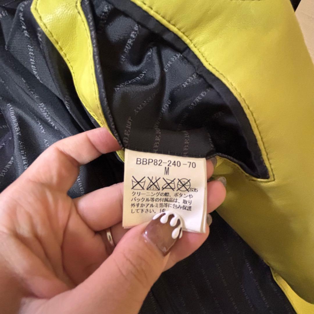 Burberry イエロー トレンチコート