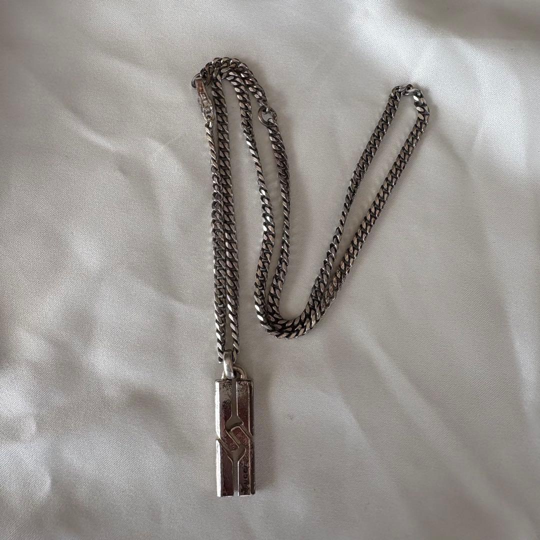 GUCCI（グッチ）ジッパーモチーフ ネックレス