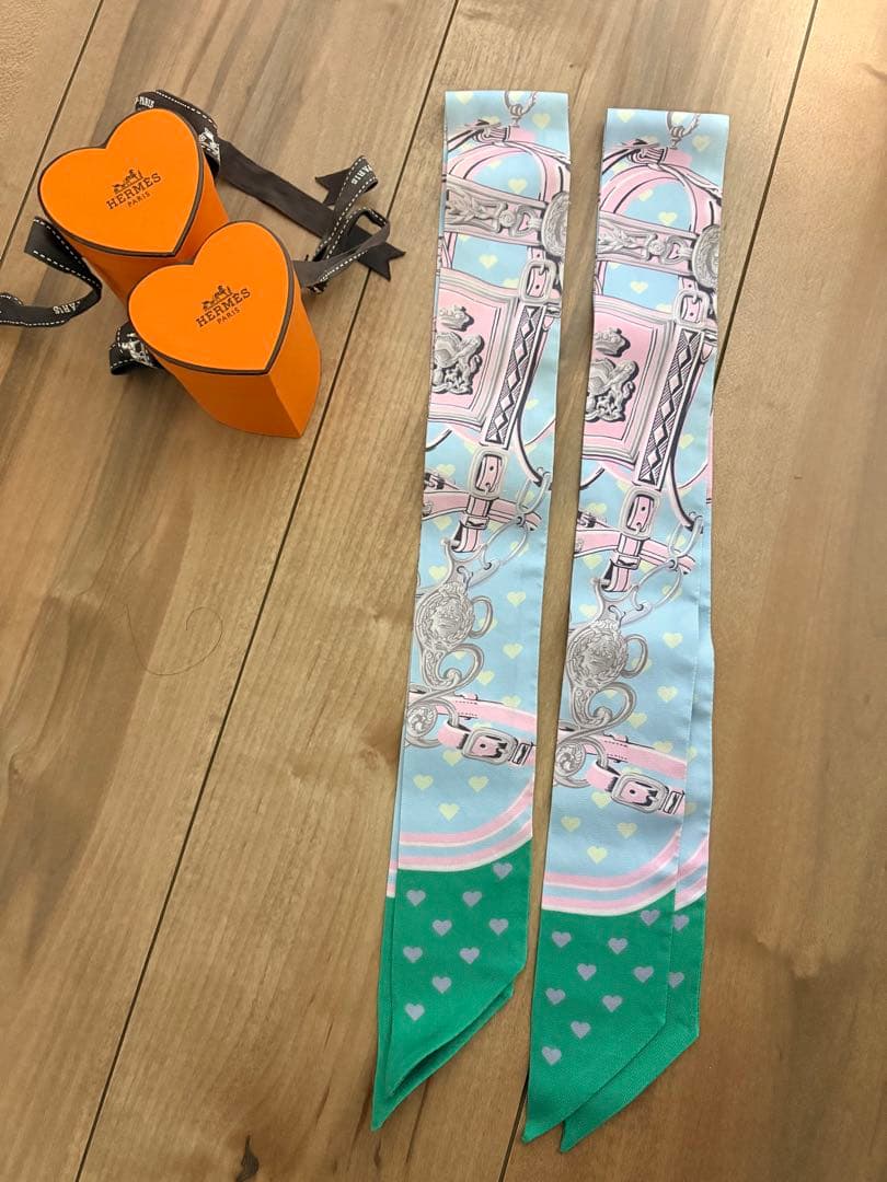 HERMESエルメス限定ツイリー２本セットブリッド・ドゥ・ガラ・ラヴバーキン