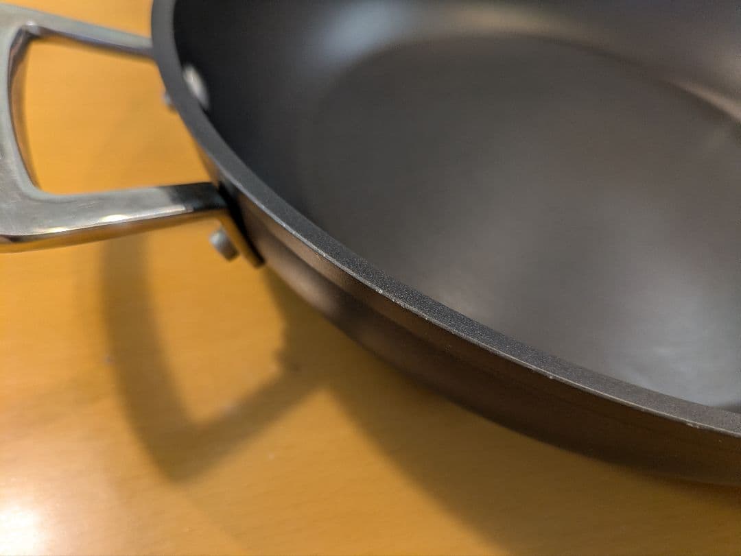 Le Creuset 両手鍋 28cm 黒 ガラス蓋付き