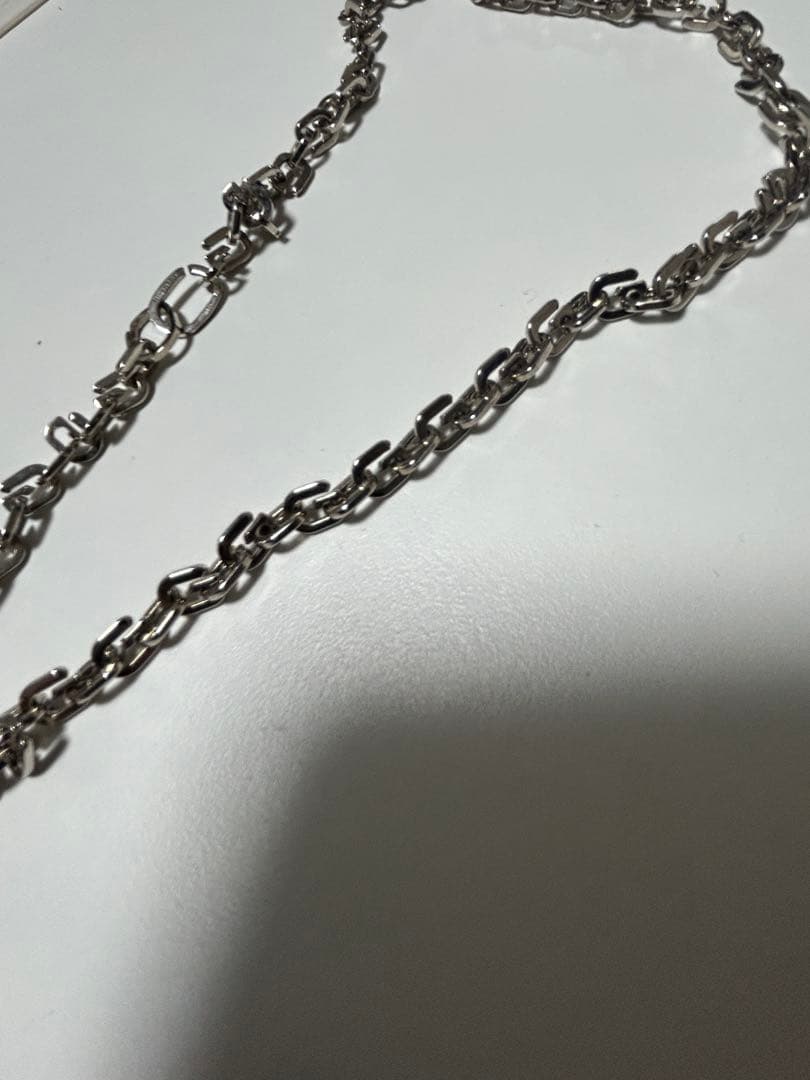 ペ*レ様 ジバンシィ　givenchy メンズネックレス　全長約46cm