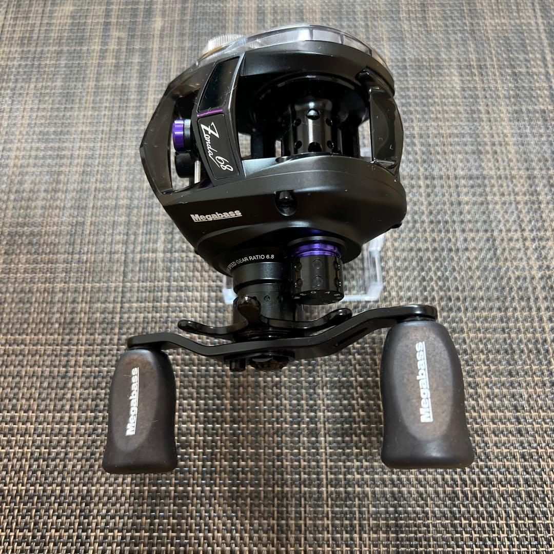 リール Megabass Zonda 68 L